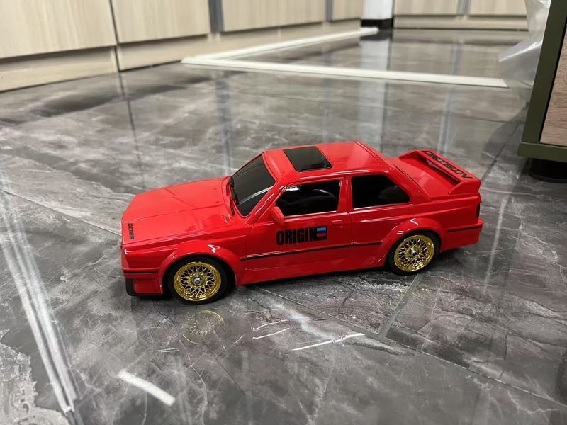 Дріфт Машинка на Пульті Керування BMW M3 RC Drift Car з LED Підсвіткою (E30) Чернвона 326 фото